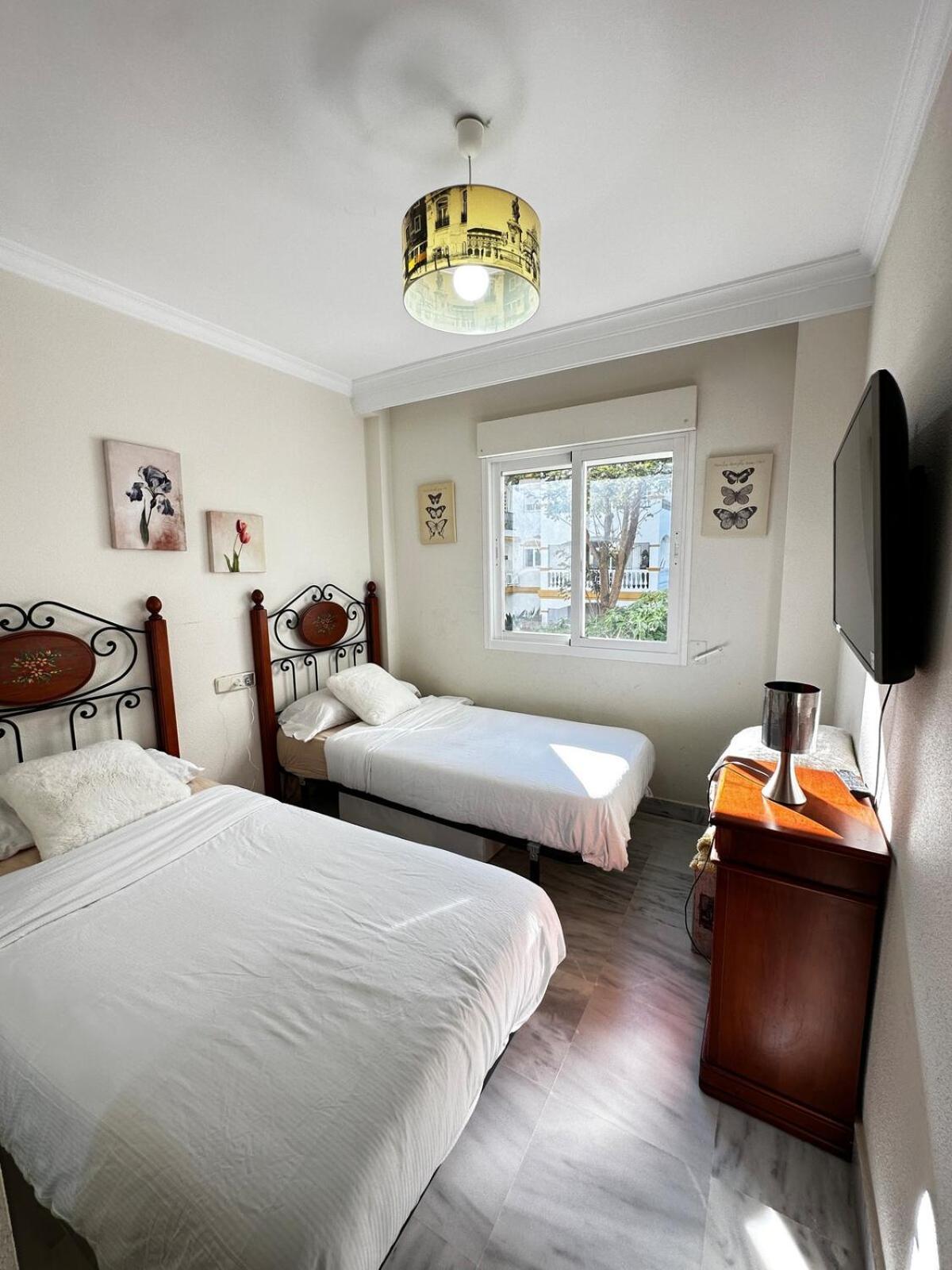 Spacious Near Puerto Banus Apartment Marbella